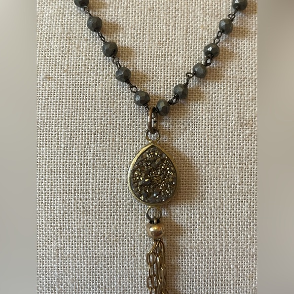 Dainty Beaded Necklace - Picture 2 of 3